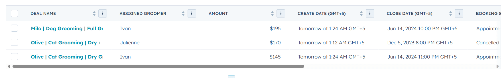HubSpot showing active and cancelled bookings synced in real time